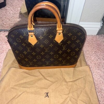 Louis Vuitton Alma PM Leather Tote Bag