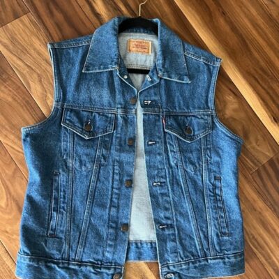 vintage unisex levi denim sleeveless jacket