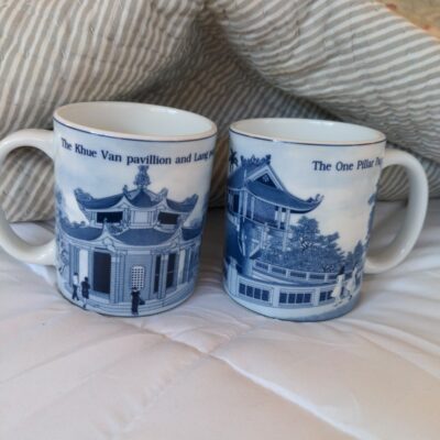 Vietnamese Minh Long 1 set of 2 Porcelain Pagota  Mugs