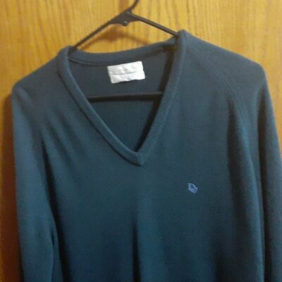 Medium Christian Dior USA Green Vintage Sweater v neck soft