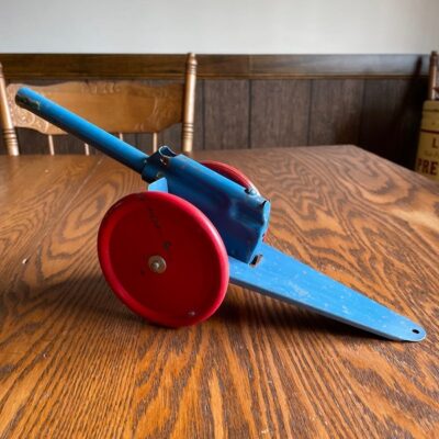 Original Vintage 1920 s-1930 s Tin Marble Shooter Toy Field Cannon