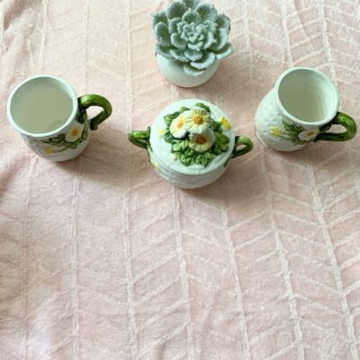 Geo Z Lefton Daisy Sugar Bowl Mugs