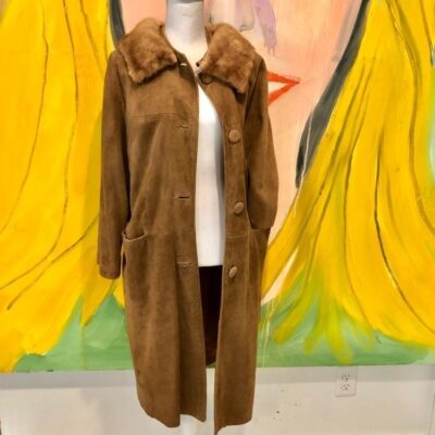 Vintage suede Coat with fox collar