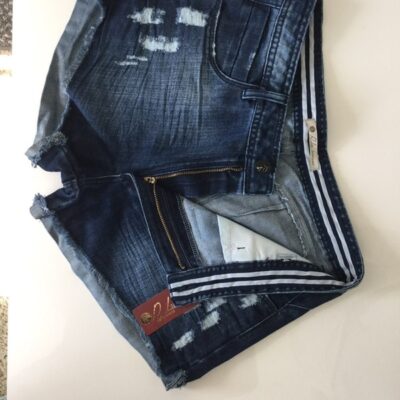 Woman’s Short Denim