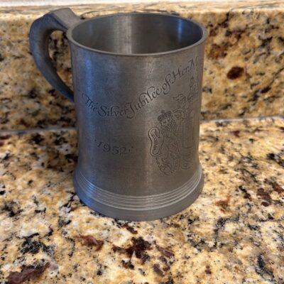 Queen Elizabteh Jubilee 1952/ 1977 collectible pewter mug