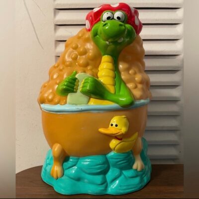 Vintage 1995 dragon tales productions dragon  in bathtub lamp With Rubber Ducky