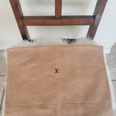 Louis Vuitton 100% Cotton Dust Bag sizeW18″x H14″ -USED(PRE-LOVED)