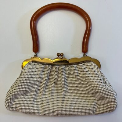 Vintage Whiting and Davis Metal mesh off-white frame bag with bakelite handle