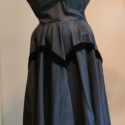 Vintage ’50’s Black Taffets & Velvet Cocktail Dress