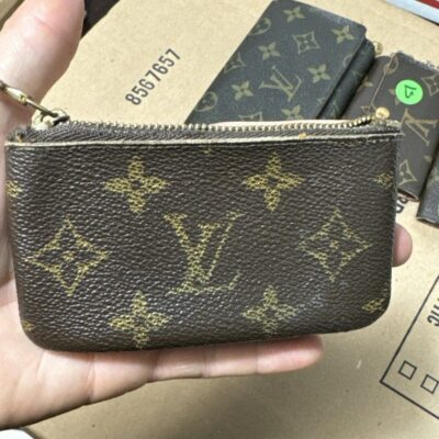 100% Authentic Louis Vuitton Pochette Cle Monogram Coin Purse Case Wallet