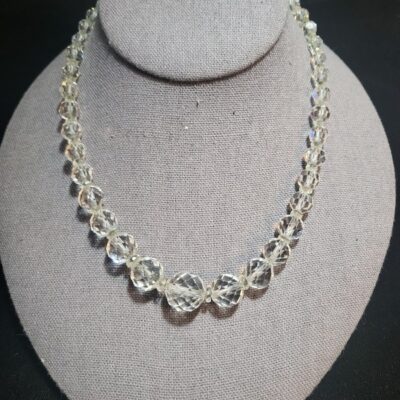 Vintage Clear Faceted Graduated Crystal Necklace