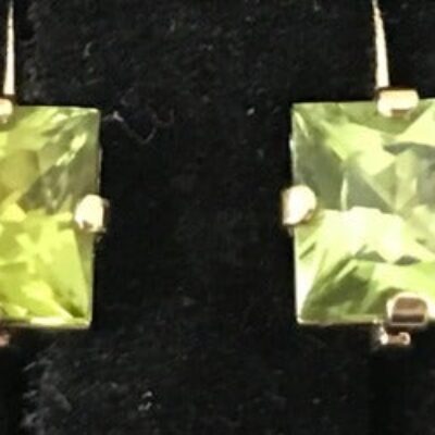 14K Yellow Gold Peridot leverback Earrings FINE JEWERLY -UNIQUE