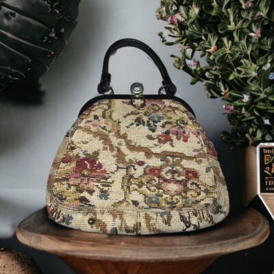 Vintage Carpetbag Handbag Needlepoint Tapestry by Jaclyn USA