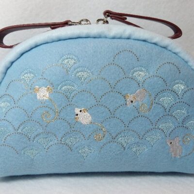 Starbucks Blue Mouse/Rat Embroidered Make-up Bag – NEW – Korea