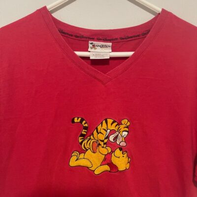 Vintage Winnie The Pooh And Tigger Walt Disney World Embroidered Shirt Red XL