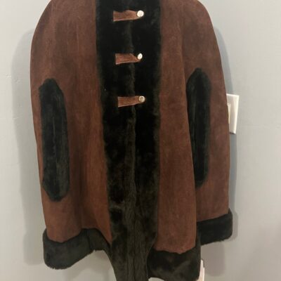 Vintage brown suede pinch with faux fur accents