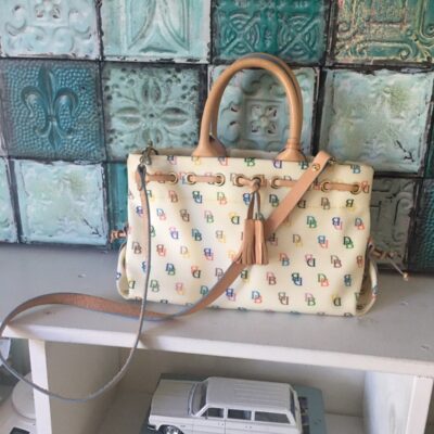 Vintage Dooney and Bourke handbag