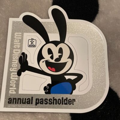 Disney Passholder Oswald Magnet