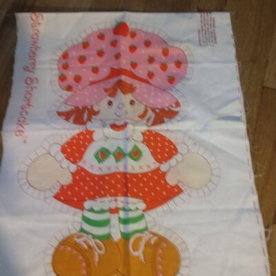 Vtg cut and sew Strawberry shortcake pil