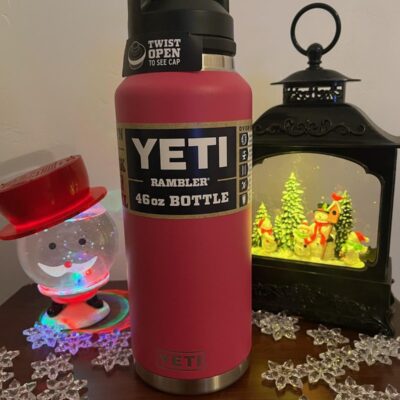 Yeti Rambler prickly pear pink 46oz bottles