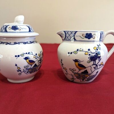 Wedgwood Volendam Georgetown Creamer And Covered Sugar Bowl Discontinued England