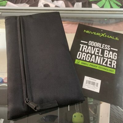 Smell proof travel pouch