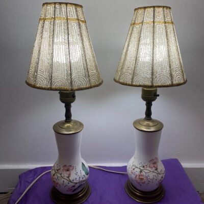 Vintage Boudoir White Milk Glass Hand Painted Pink Flowers Brass Table Lamp (2)