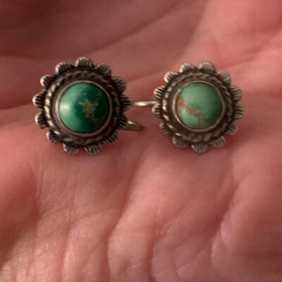 NATIVE-Highly Detailed Small Round Bezel Set Turquoise Cabochon Screw Back ERs