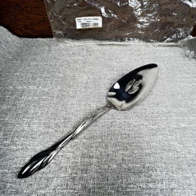 Oneida Eden Stainless Flatware Pie Server Dessert Servall