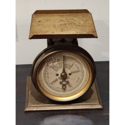 Pelouze Mfg Victor Postal Commercial Shipping Scale. Vintage Antique