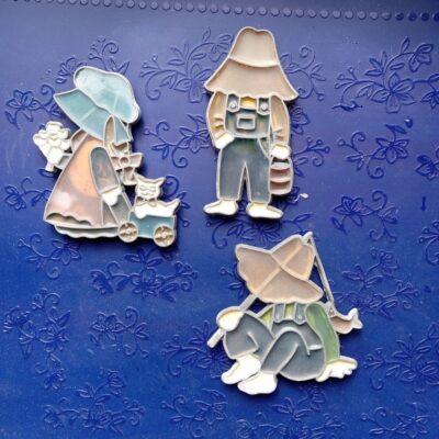 3 Vintage Sun Catcher Magnetic Memo Holder Refrigerator Magnets Country Kids