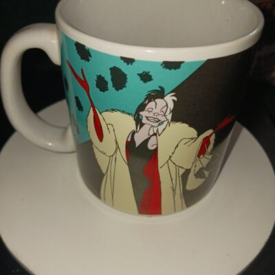 Mug: Vintage Disney 101 Dalmations Cruella Devile