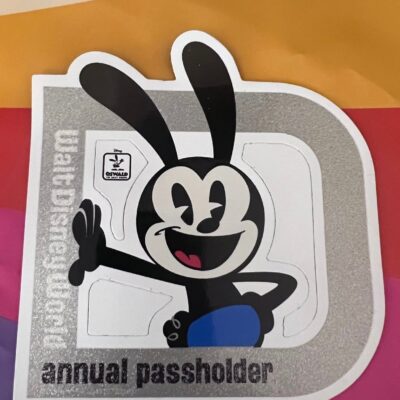 2023 Walt Disney World Annual Passholder OSWALD The Rabbit Magnet [A1]