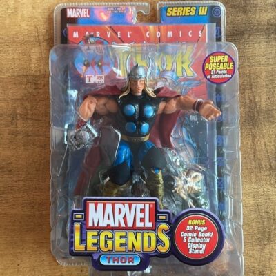 2002 Marvel Legends | Series 3 | Thor w/ Comic Book & Collector Display Stand