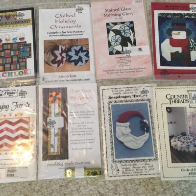 Lot of 26 craft and quilt patterns