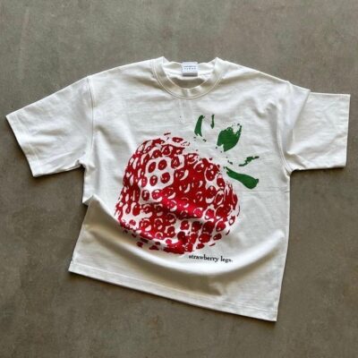 Strawberry tee