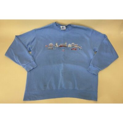 VINTAGE! Disneyland Main Street USA Pullover Crew Neck Blue Sweater Size Medium