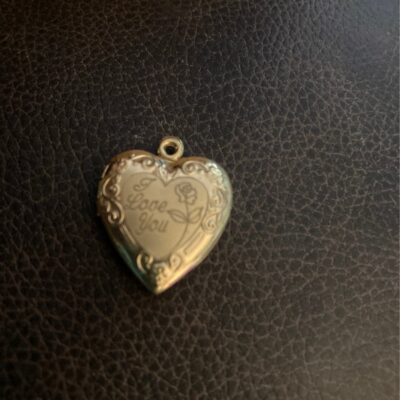 Heart locket